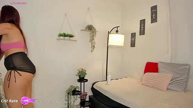 sara sweet9 online show from 24, 9, 2025