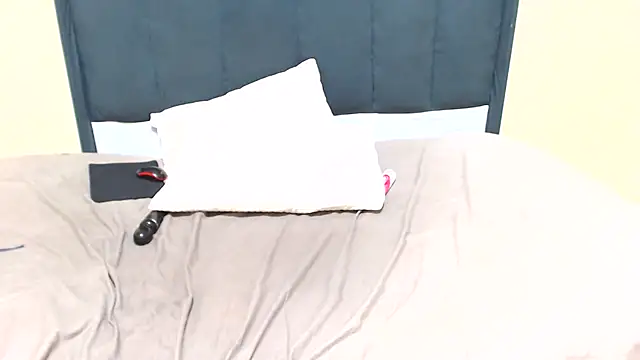 kittykhloe22 online show from 11, 3, 2025