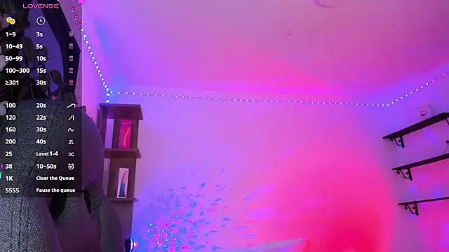 Heka Prudence online show from 22, 2, 2025