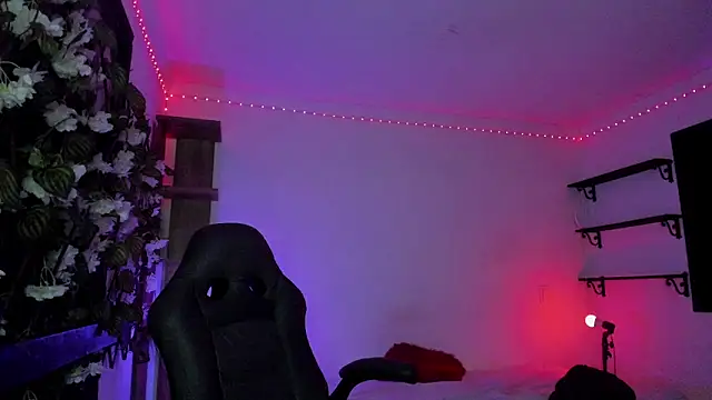 Heka Prudence online show from 19, 4, 2026