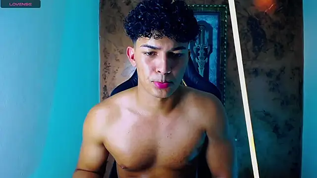 Snapshot of jamescurli_ chatting on 15, 3, 2025 jamescurli online show from 15, 3, 2025