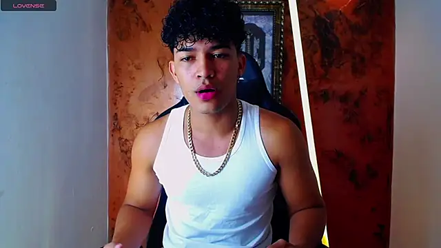 Snapshot of jamescurli_ chatting on 23, 3, 2025 jamescurli online show from 23, 3, 2025