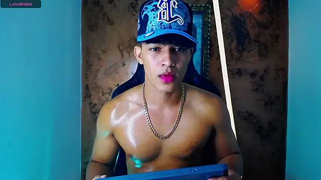 Snapshot of jamescurli_ chatting on 23, 3, 2025 jamescurli online show from 23, 3, 2025