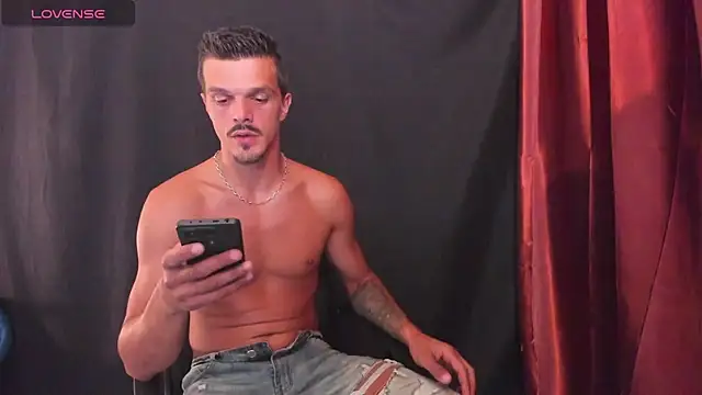 Snapshot of DonyBrown chatting on 24, 7, 2026 DonyBrown online show from 24, 7, 2026