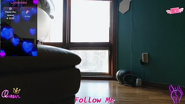 QueenYsuRey online show from 3, 3, 2026