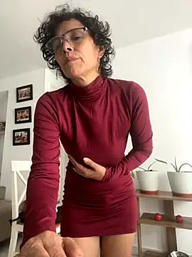 MireyaTorresGu online show from 9, 10, 2025