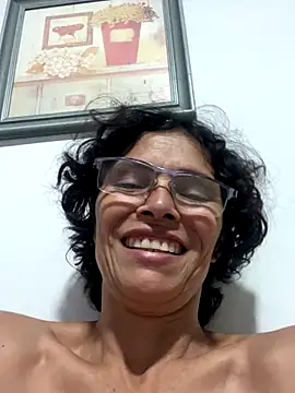 MireyaTorresGu online show from 24, 10, 2025