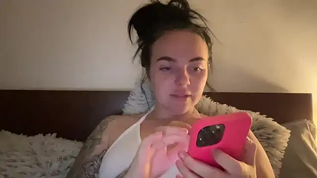 yorkshiregal online show from 7, 12, 2024