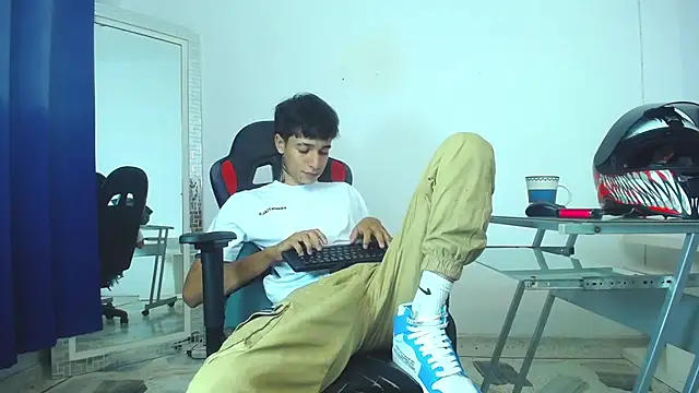 Zacktk7 online show from 7, 1, 2025