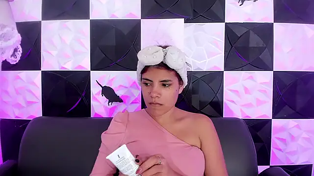 AfroditaMoore online show from 30, 10, 2025