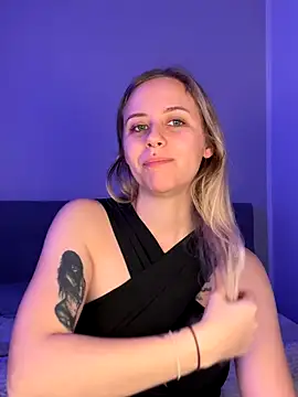 lunawolf21 online show from 7, 1, 2026