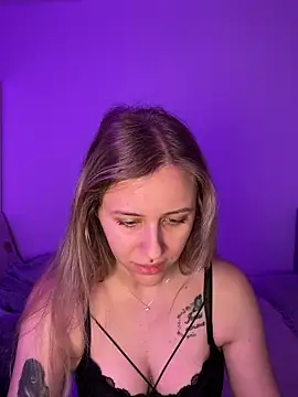 lunawolf21 online show from 16, 2, 2026