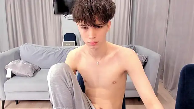 Snapshot of Im_Shine_Guy chatting on 19, 12, 2024 Im Shine Guy online show from 19, 12, 2024