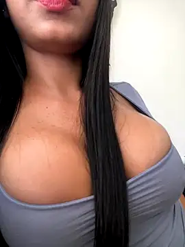 Lolitacooper online show from 12, 10, 2025