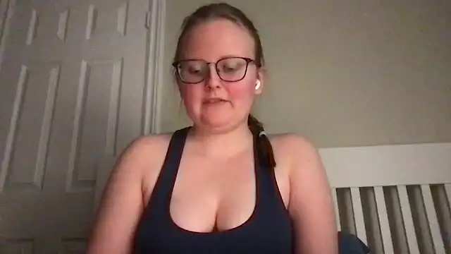 Snapshot of lexie_lilacs chatting on 22, 1, 2025 lexie lilacs online show from 22, 1, 2025
