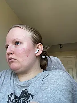 Snapshot of lexie_lilacs chatting on 21, 3, 2025 lexie lilacs online show from 21, 3, 2025