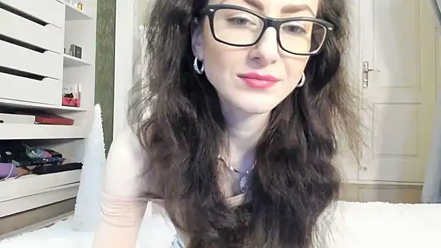 Baby Jewel online show from 20, 12, 2024