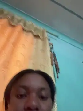 Snapshot of SophiaSmiiths_ chatting on 2, 2, 2025 SophiaSmiiths online show from 2, 2, 2025