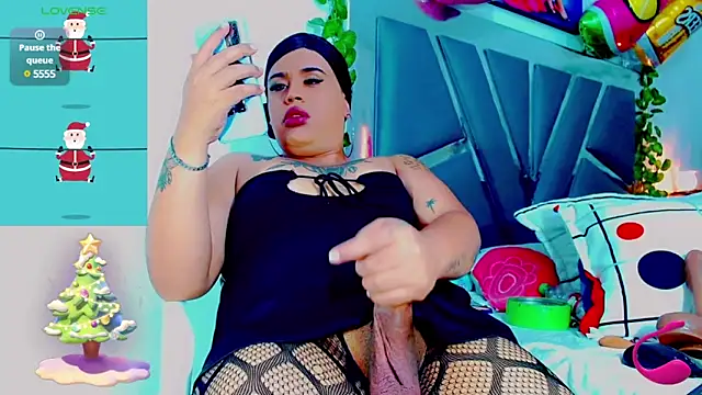 Snapshot of nauthyvalentina chatting on 21, 12, 2024 nauthyvalentina online show from 21, 12, 2024