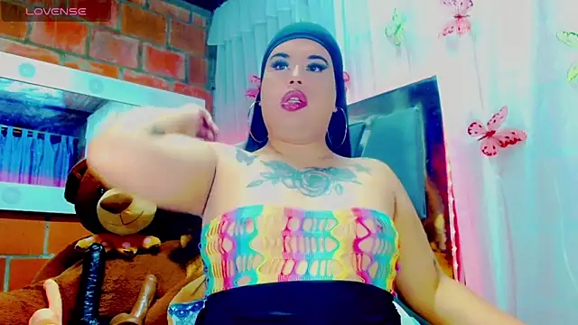 Snapshot of nauthyvalentina chatting on 22, 2, 2026 nauthyvalentina online show from 22, 2, 2026