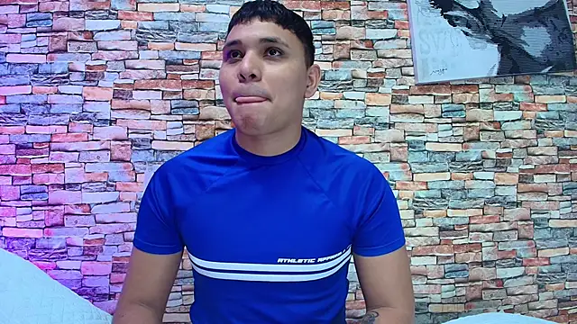 couple lovelyds online show from 31, 1, 2026