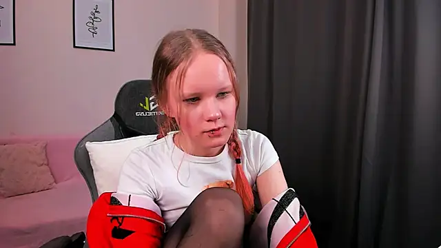 boostyboobs online show from 28, 2, 2025