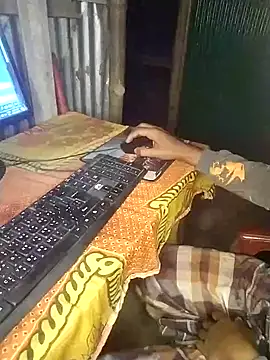 Snapshot of cutetaraaarhjn chatting on 2, 12, 2024 cutetaraaarhjn online show from 2, 12, 2024