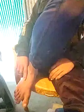 Snapshot of cutetaraaarhjn chatting on 11, 12, 2024 cutetaraaarhjn online show from 11, 12, 2024