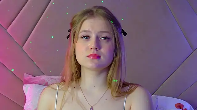 SelinSwarovski online show from 28, 2, 2025