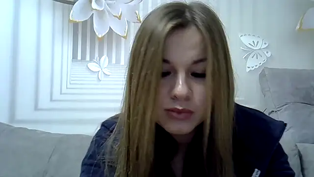 Snapshot of TinaFun4u chatting on 15, 12, 2024 TinaFun4u online show from 15, 12, 2024