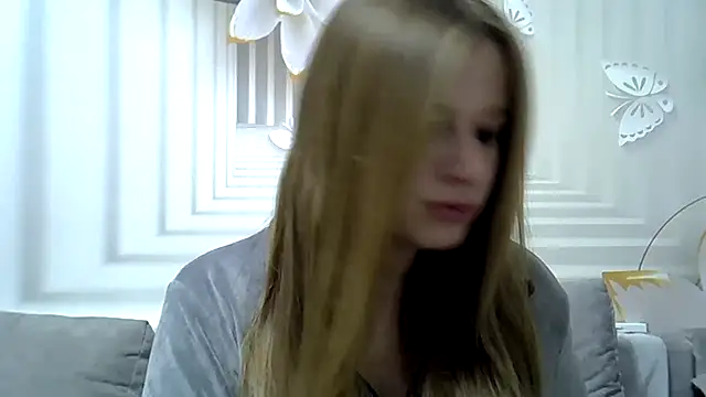 Snapshot of TinaFun4u chatting on 20, 12, 2024 TinaFun4u online show from 20, 12, 2024
