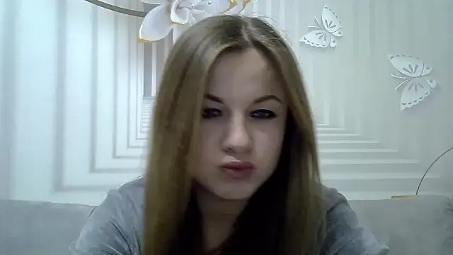 Snapshot of TinaFun4u chatting on 7, 1, 2025 TinaFun4u online show from 7, 1, 2025