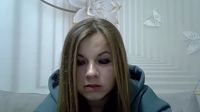 Snapshot of TinaFun4u chatting on 13, 1, 2025 TinaFun4u online show from 13, 1, 2025