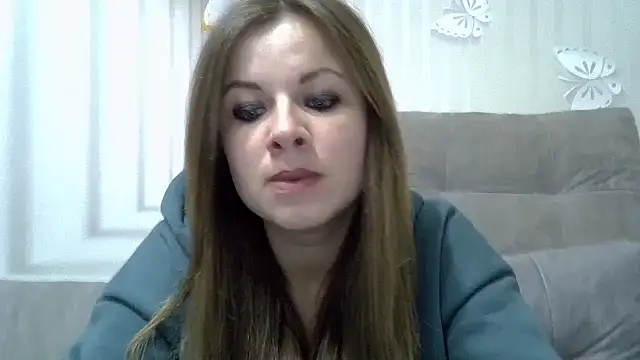 Snapshot of TinaFun4u chatting on 4, 2, 2025 TinaFun4u online show from 4, 2, 2025