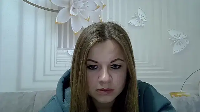 Snapshot of TinaFun4u chatting on 5, 2, 2025 TinaFun4u online show from 5, 2, 2025