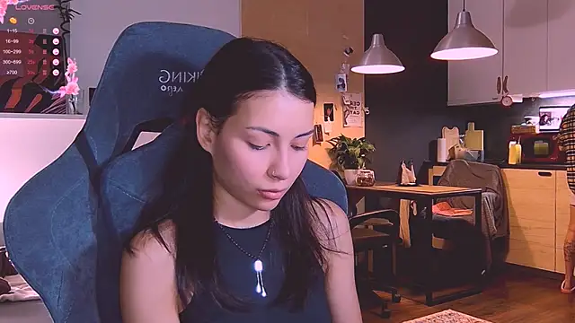 KatiKate online show from 21, 10, 2025