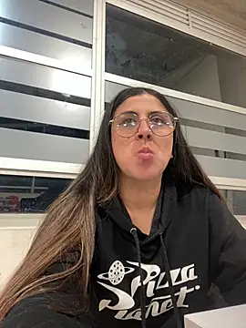 girl anni online show from 28, 2, 2025