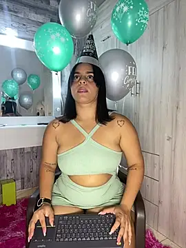 Violetrousse online show from 18, 2, 2026