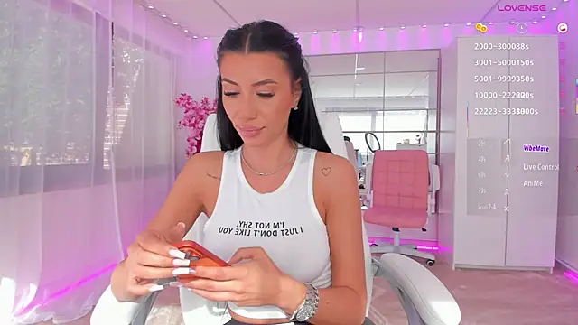 Snapshot of missdiamond_ chatting on 13, 5, 2026 missdiamond online show from 13, 5, 2026