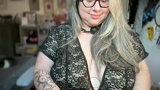 Snapshot of MimiParis chatting on 13, 1, 2025 MimiParis online show from 13, 1, 2025