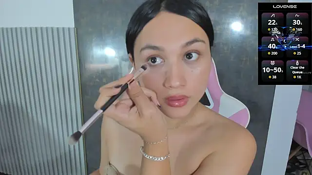 lana boomer online show from 12, 4, 2026