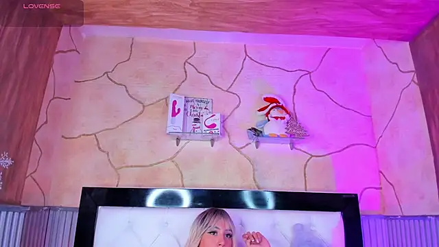 MadissonRey online show from 19, 12, 2024