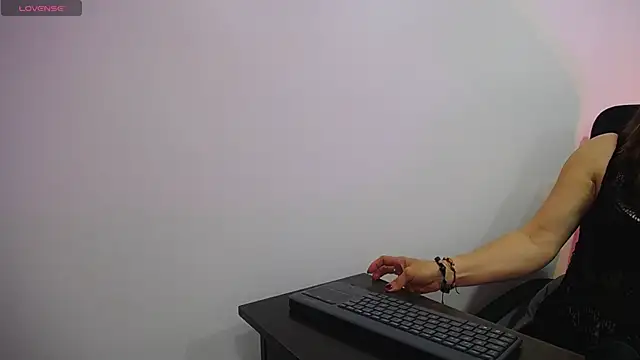 Snapshot of Lupiita223 chatting on 6, 2, 2025 Lupiita223 online show from 6, 2, 2025