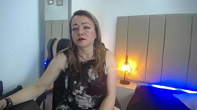 Snapshot of Lupiita223 chatting on 5, 3, 2025 Lupiita223 online show from 5, 3, 2025