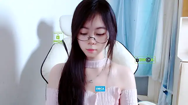 Snapshot of xiyao1314 chatting on 21, 11, 2025 xiyao1314 online show from 21, 11, 2025