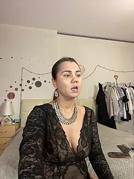 MiraMiss online show from 6, 2, 2025