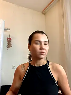 MiraMiss online show from 2, 11, 2025