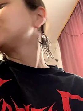 MiraMiss online show from 10, 11, 2025