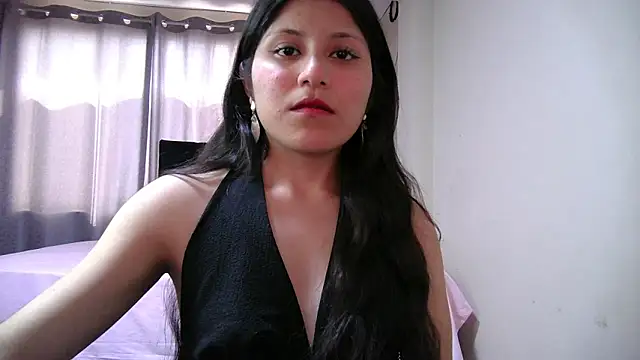 Snapshot of petite_paola chatting on 9, 1, 2025 petite paola online show from 9, 1, 2025