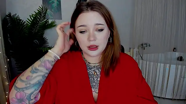 MoonLghte online show from 12, 2, 2025